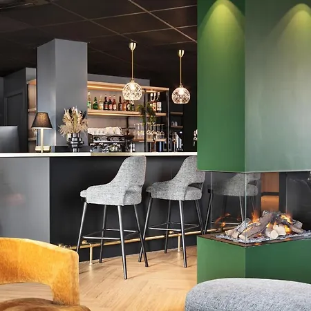 & Le Maury, Vannes, The Originals Boutique
