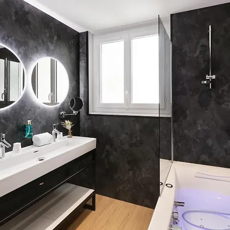 The Originals City, Manche-océan, Centre Hotel Vannes