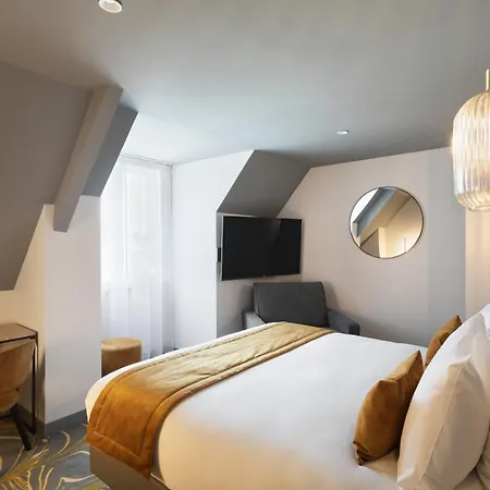 Hotel The Originals City, Manche-océan, Centre