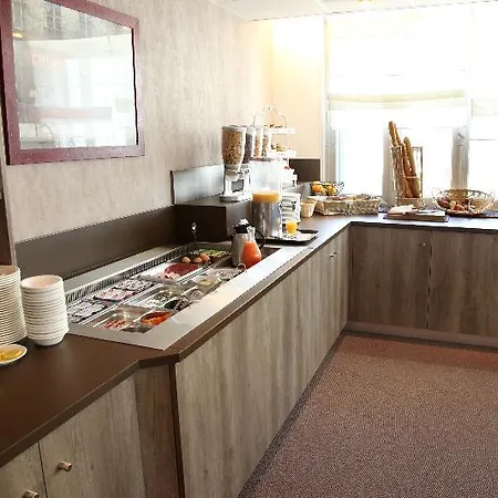 & Le Maury, Vannes, The Originals Boutique 4*